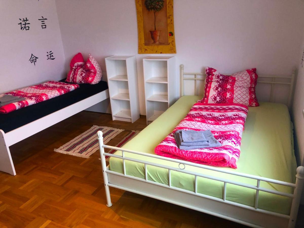 Ferienwohnungen / Ferienhaus Adelsried Kültér fotó
