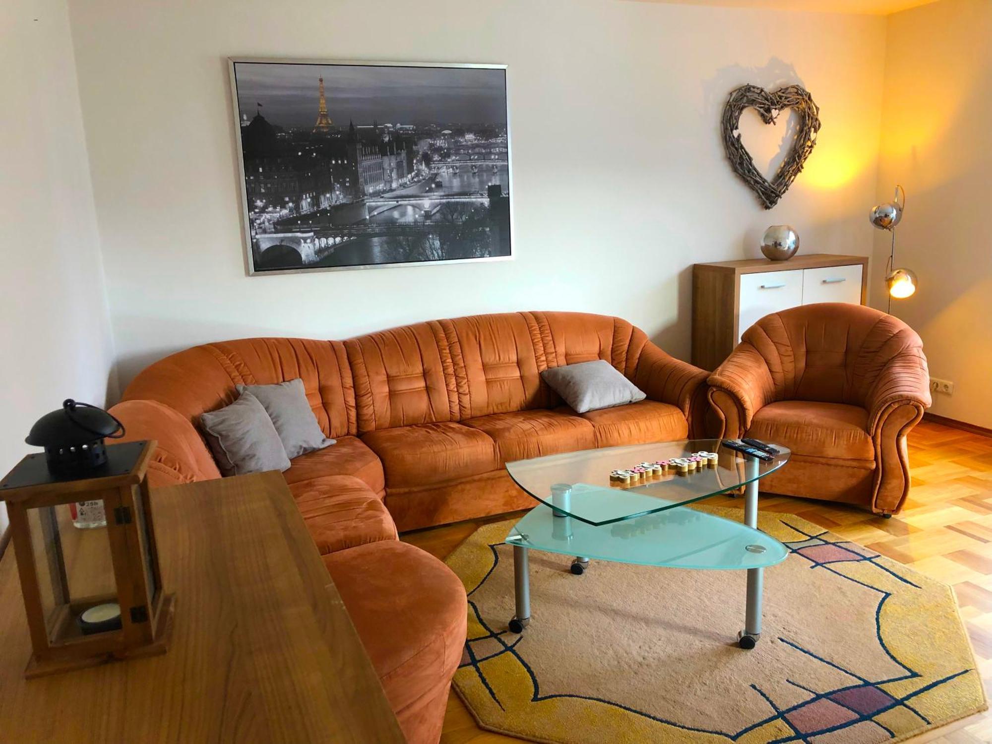 Ferienwohnungen / Ferienhaus Adelsried Kültér fotó