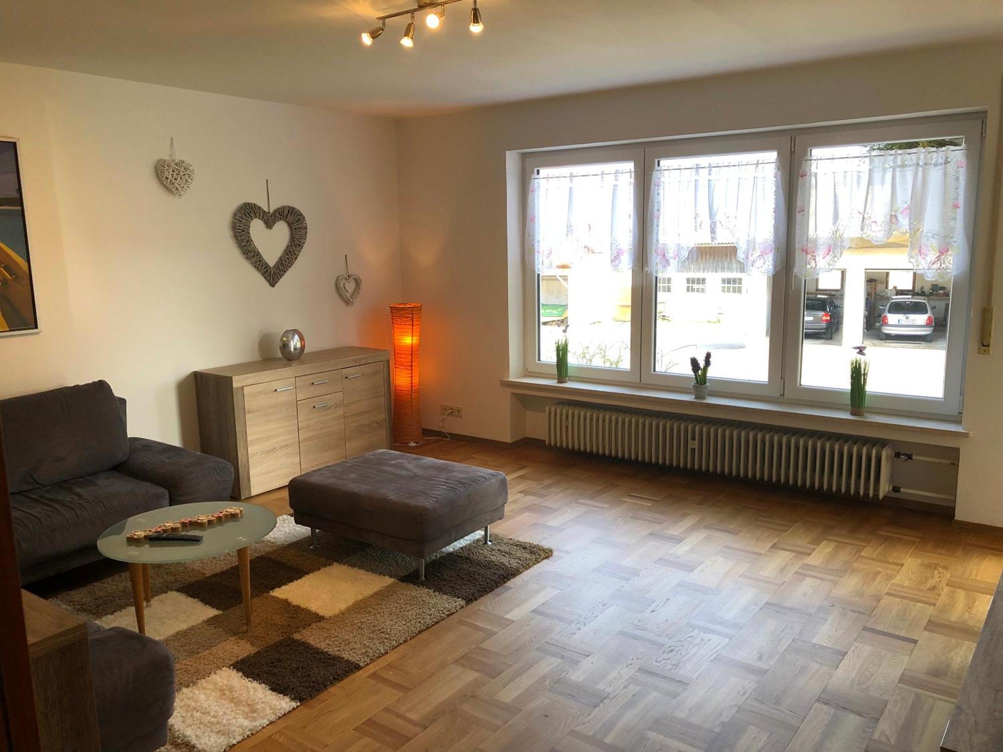 Ferienwohnungen / Ferienhaus Adelsried Kültér fotó